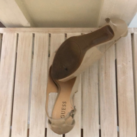 Shoes - Picture 4 of 4